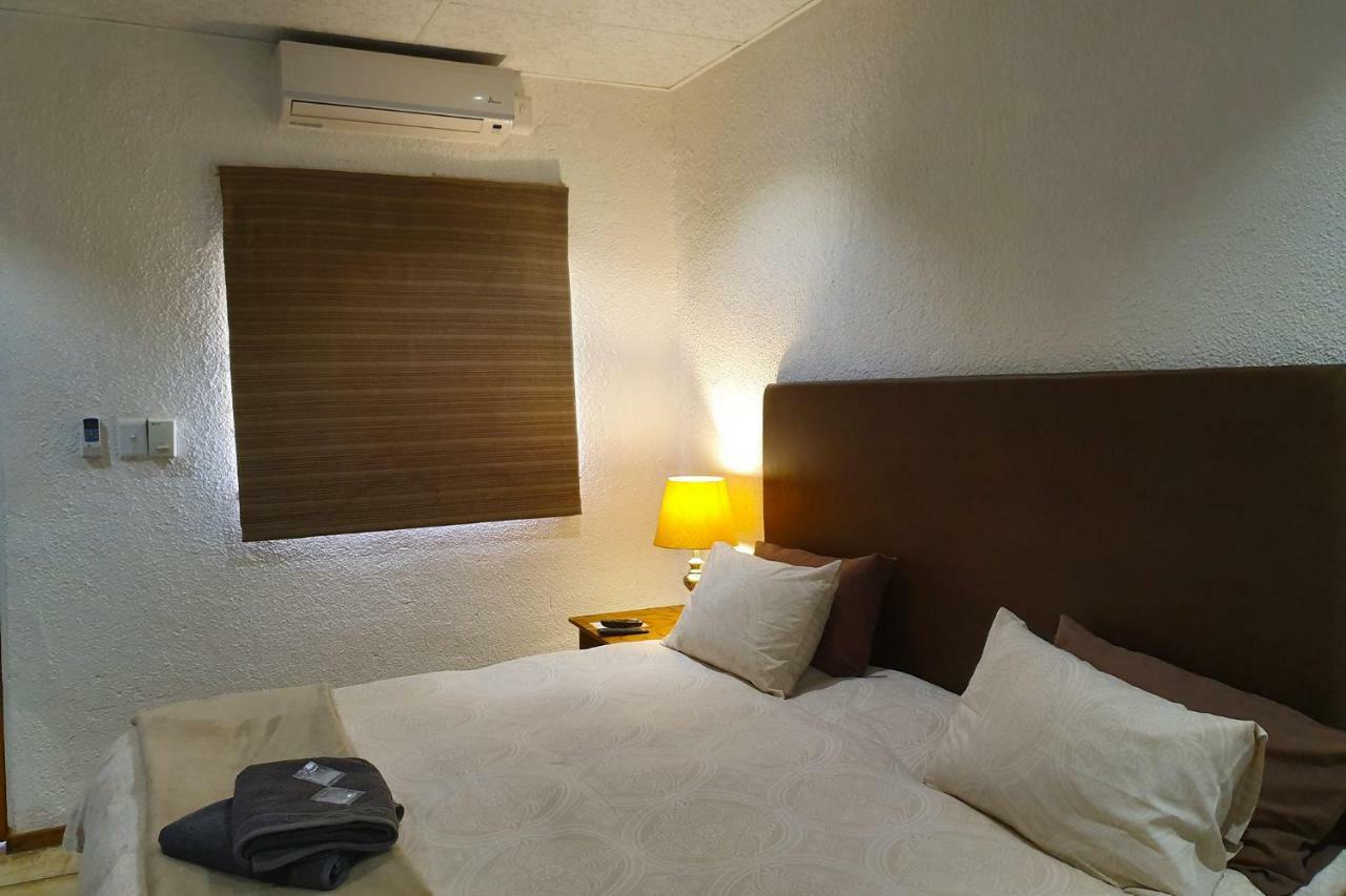 Diggies Lodge Kimberley Ngoại thất bức ảnh